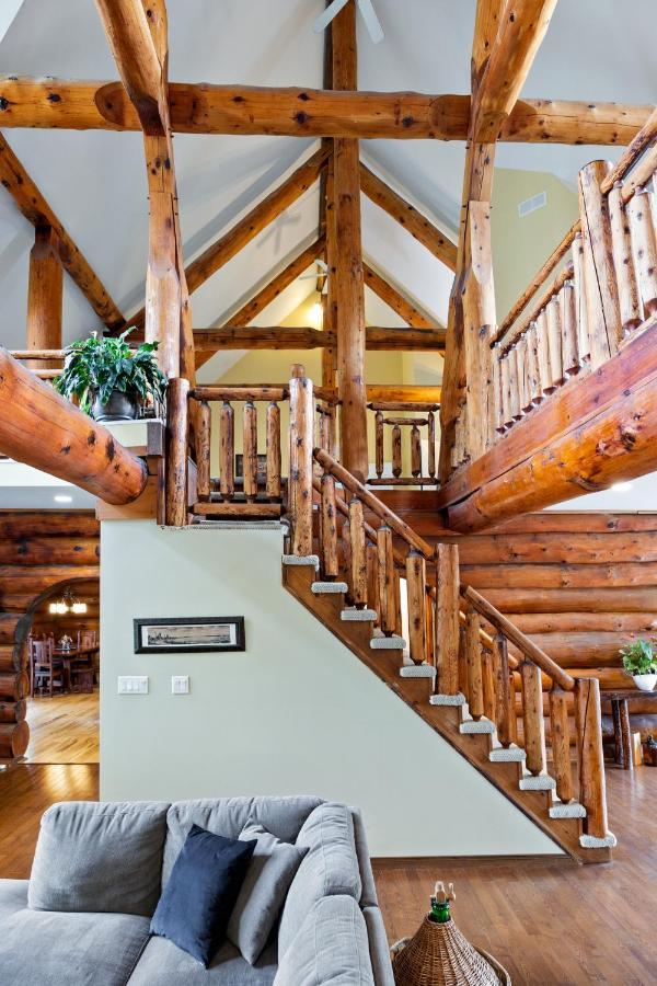 The Lodge At Lakeshore Belle River 外观 照片